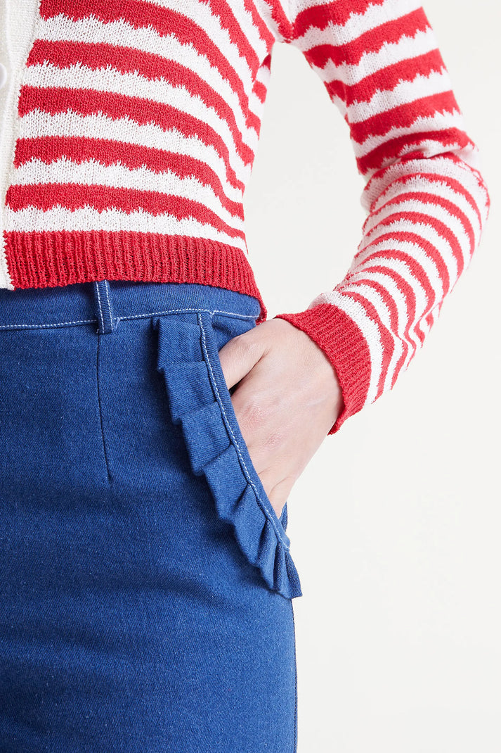 Jeans con volant