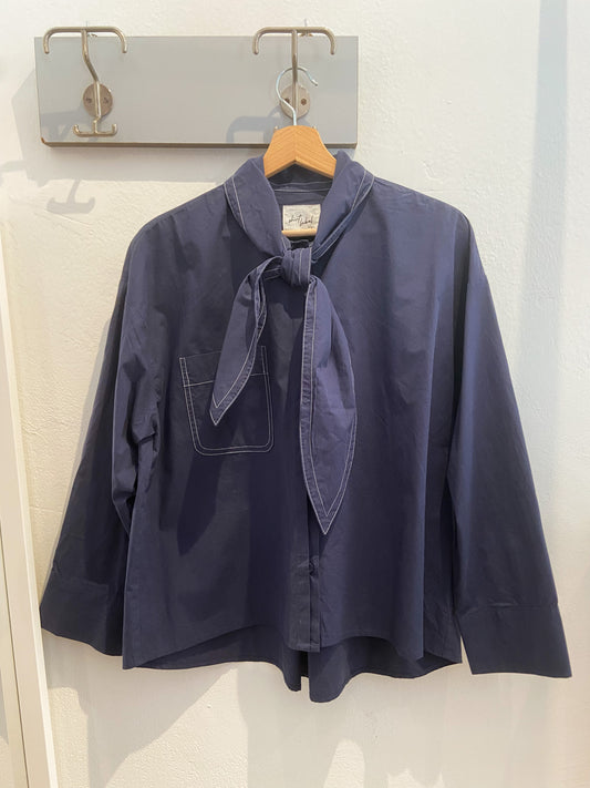 Camicia cravatta e taschino